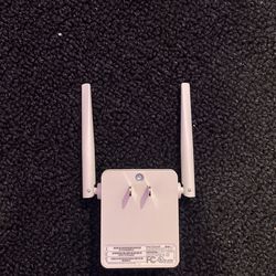 NETGEAR Wifi Range Extender (Ethernet Port) Thumbnail