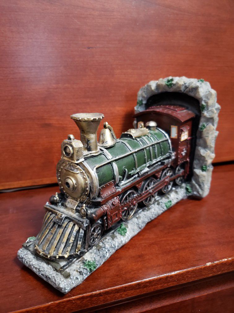 Model of Antique Train Bookends 