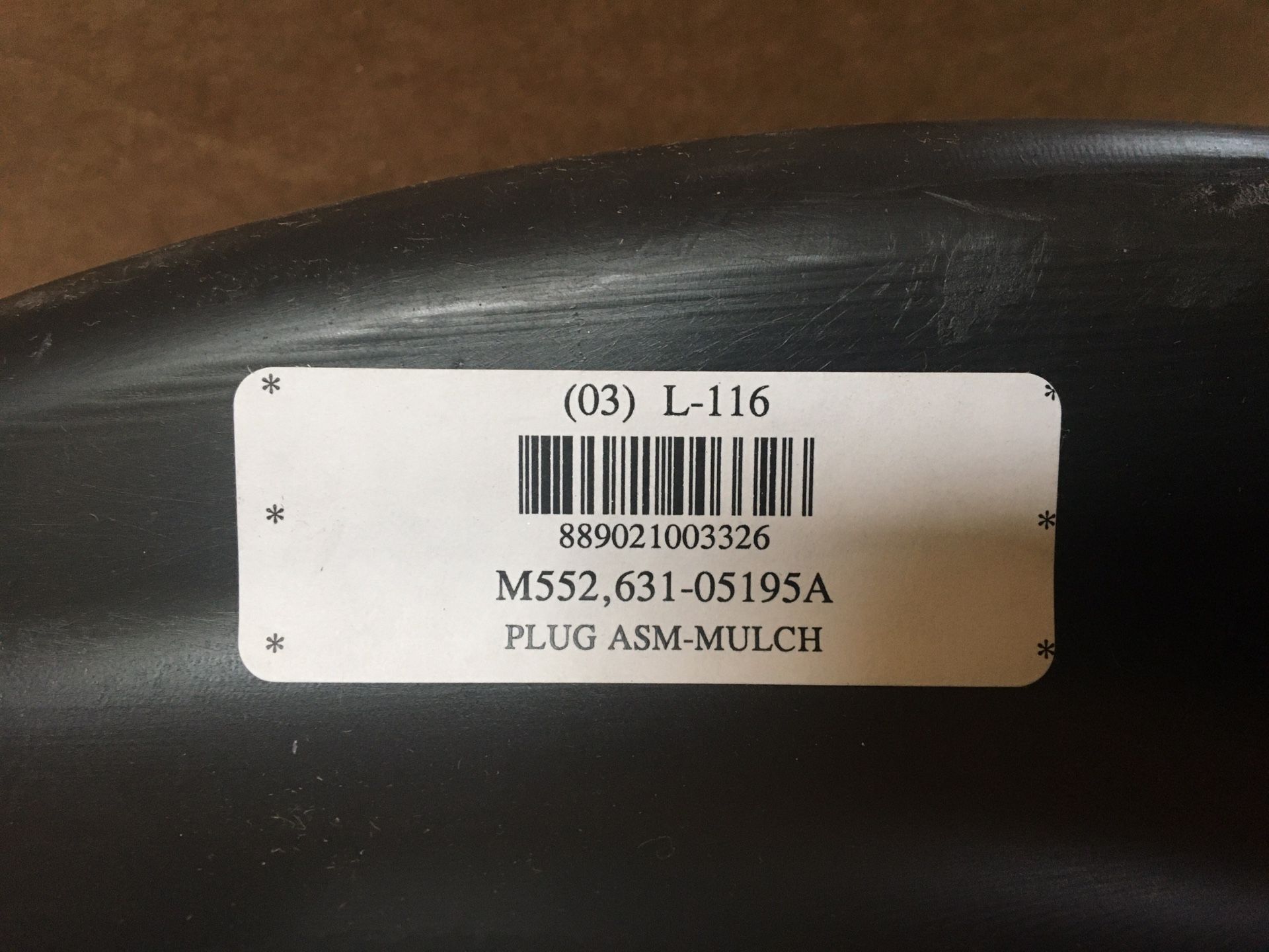 42” or 46” Lawn Tractor Mower Mulching Plug