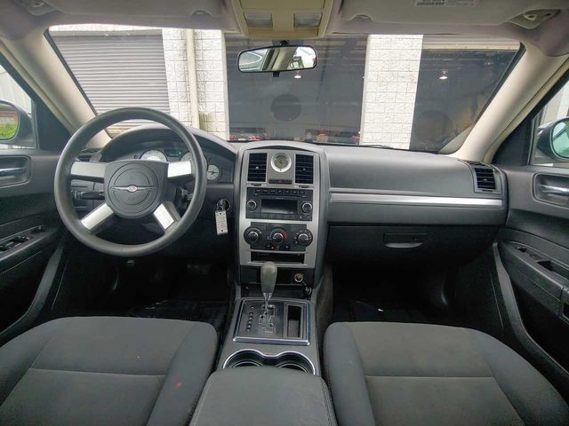 2010 Chrysler 300 Series