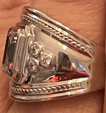 Bella Luce Emerald Cut Center Size 8