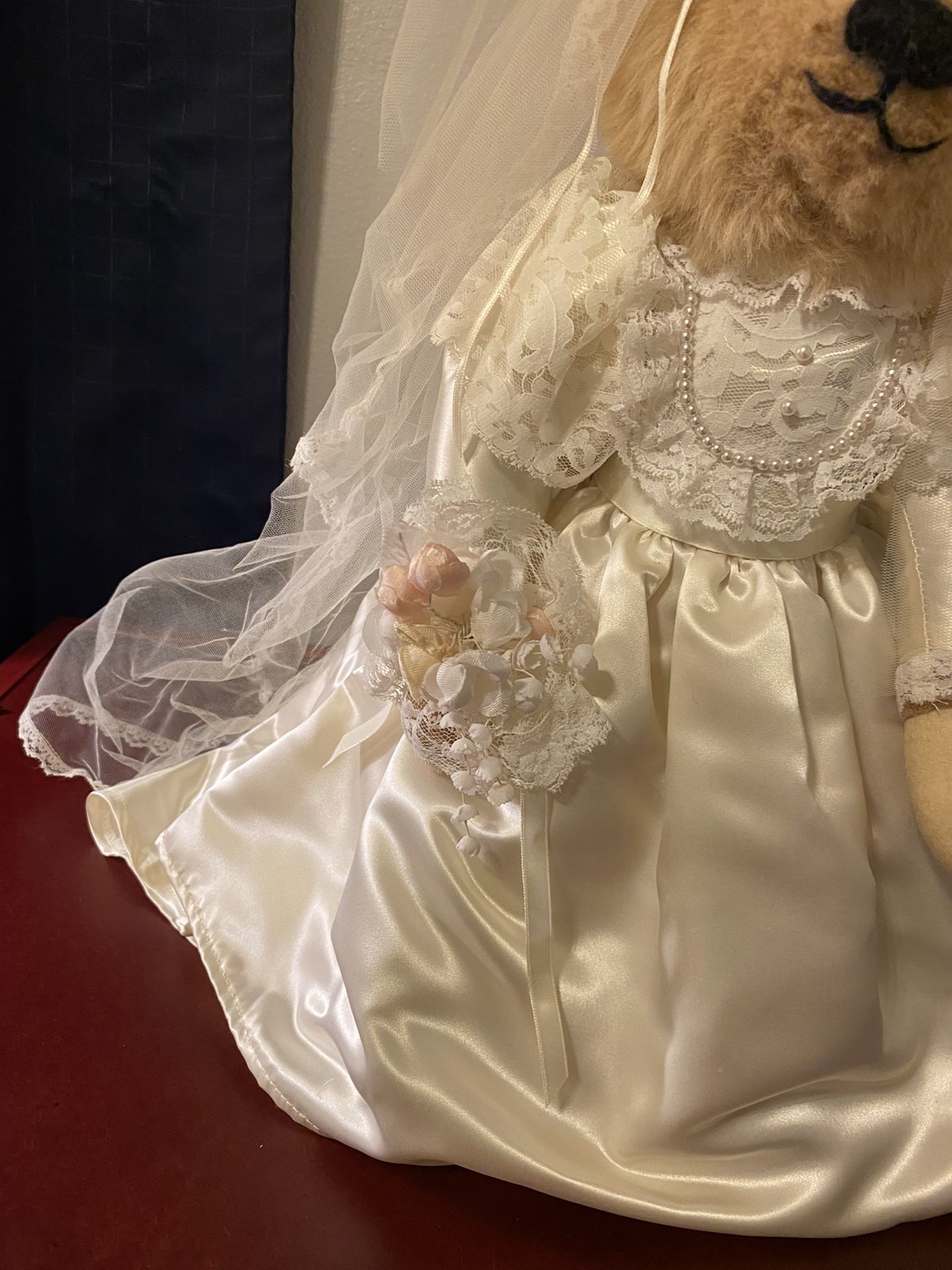 Franklin Mint Edwina Wedding Bridal Bear