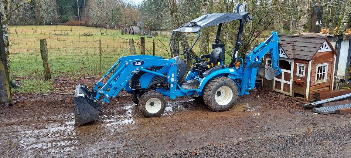 Need Tractor Work Done Message Me
