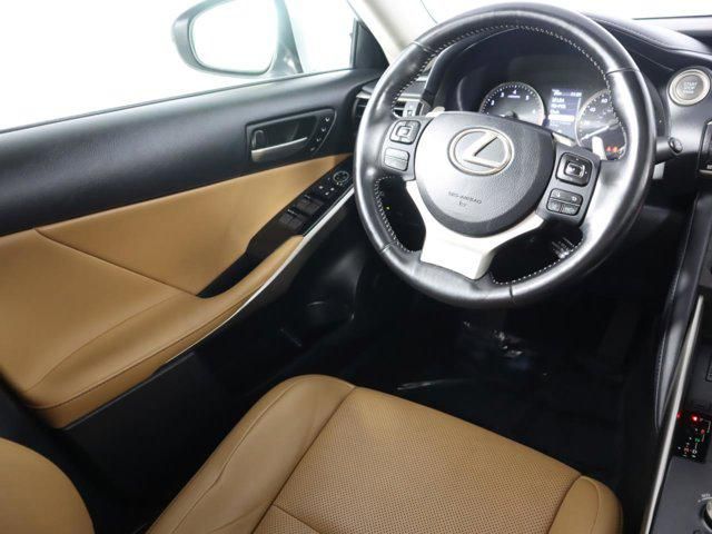 2019 Lexus IS