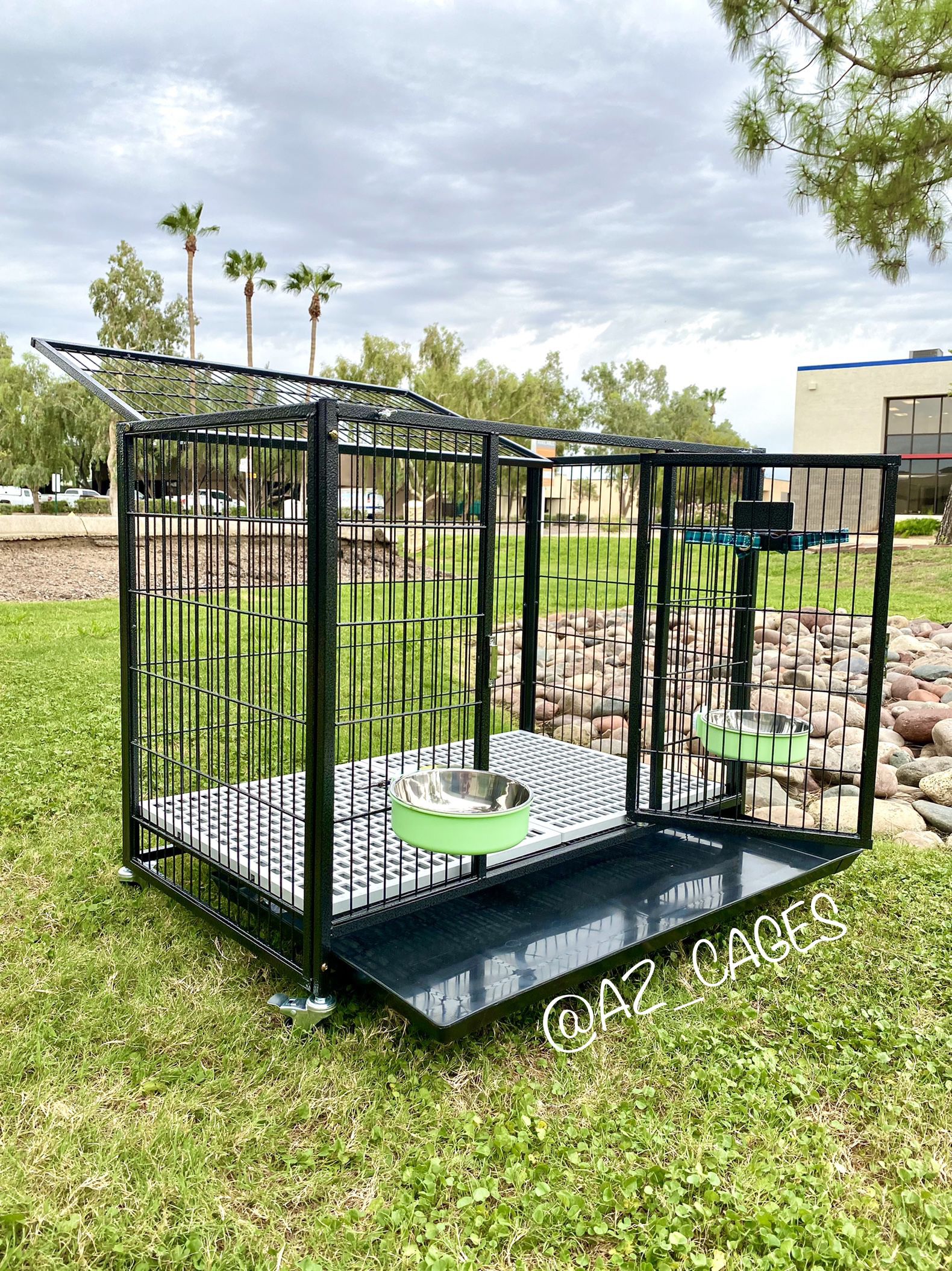 Brand New 37” Heavy Duty Dog Pet Kennel Crate Cage 🐶🐕‍🦺🐩 with Plastic Floor 🐾💟🐶 please see dimensions in second picture 🇺🇸 