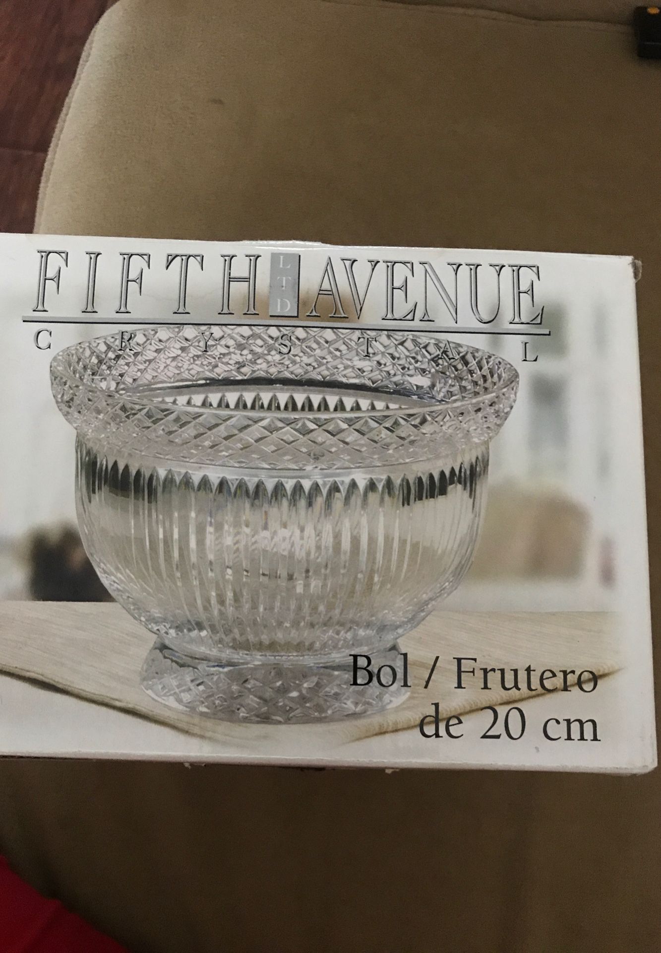 FIFTH AVENUE "Estate" Crystal Round Bowl