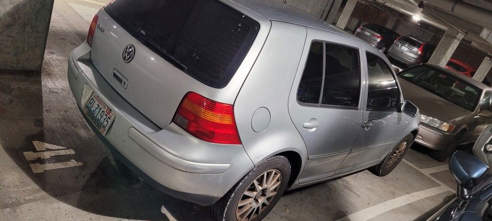 2003 Volkswagen Golf