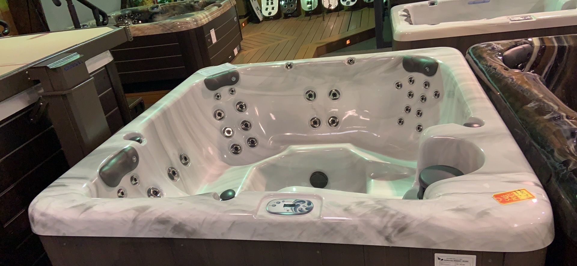 Brand New Hot Tub!!!