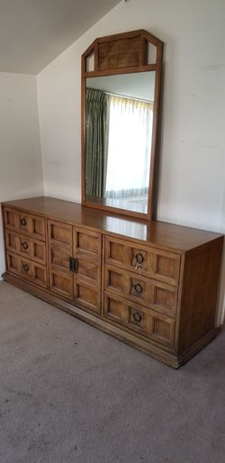 Mid Century Modern Dresser, Thomasville Furniture Dresser With Mirror