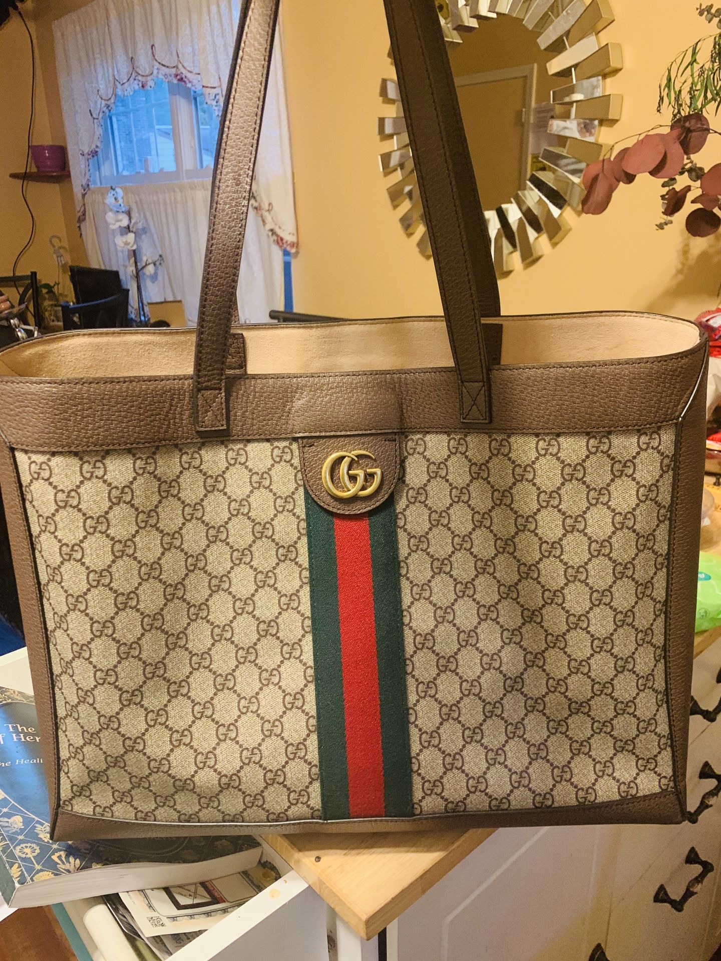 Gucci tote bag