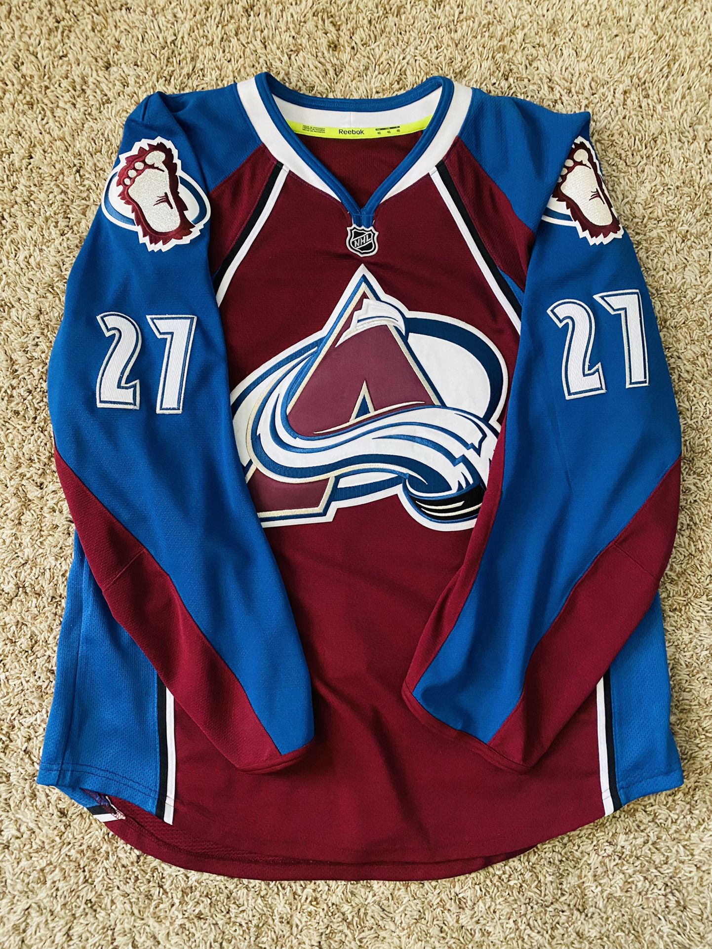 Authentic Colorado Avalanche Sweater (Jersey)
