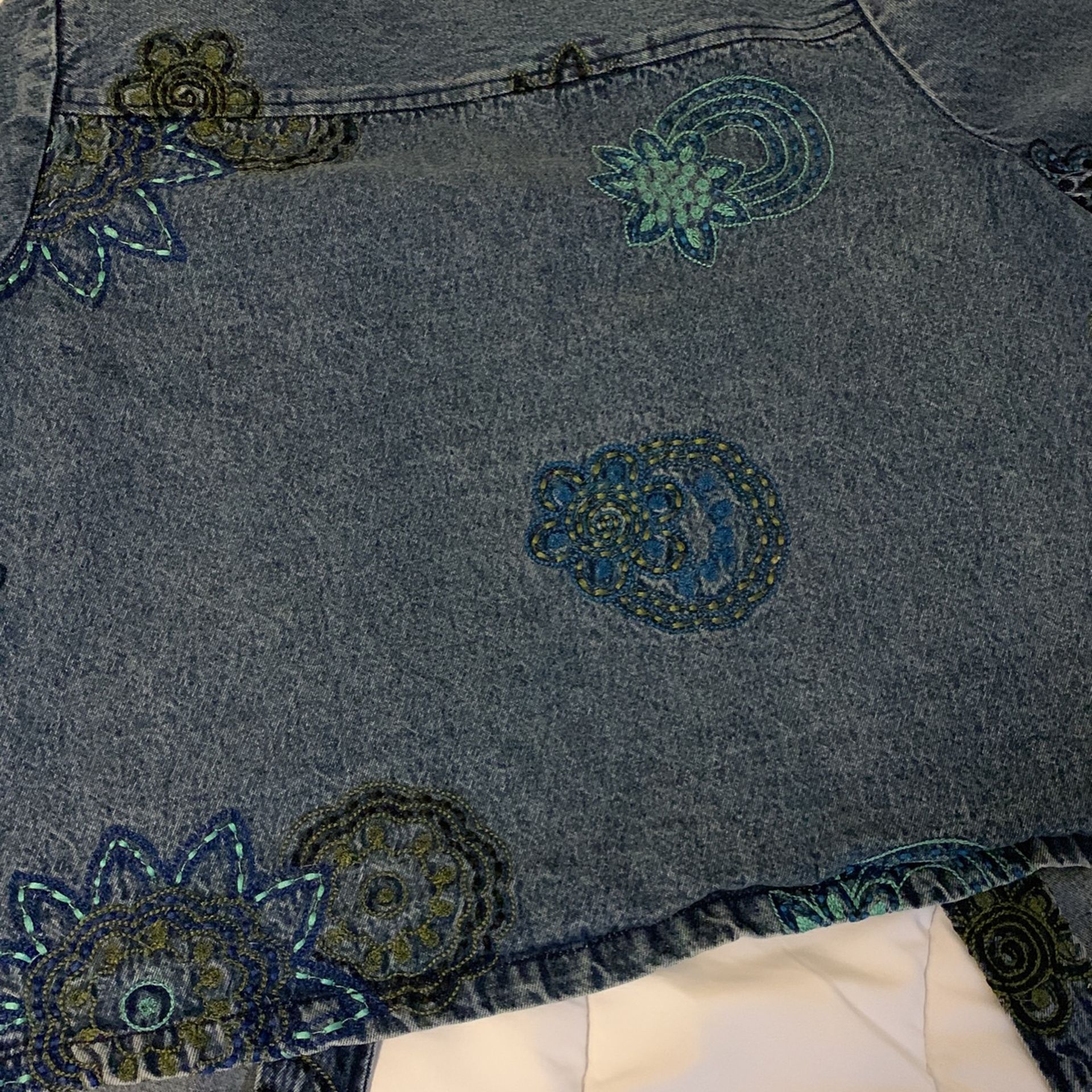 Women’s Denim Jacket (embroidered Size L)