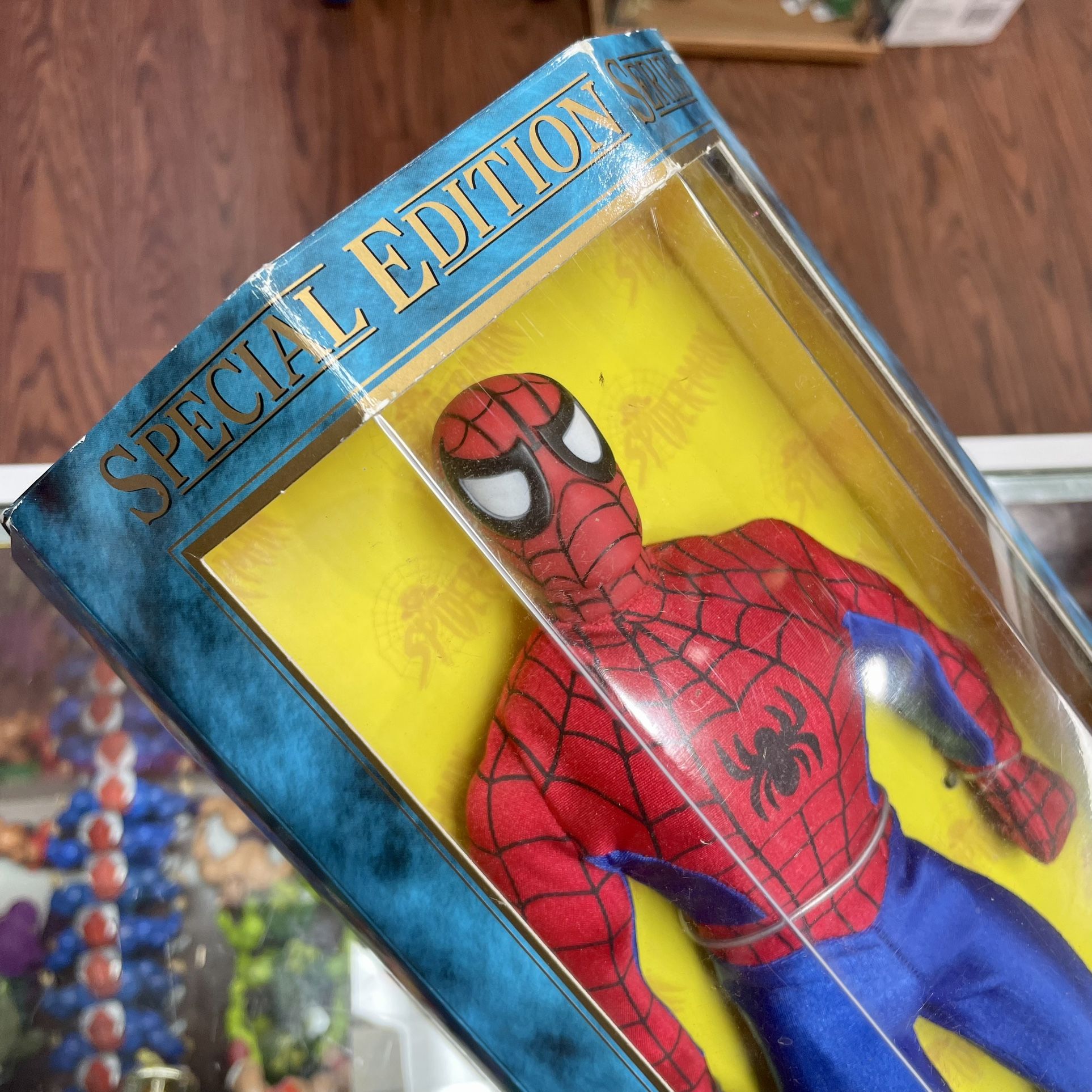 Vintage 1997 Toy Biz Special Edition Series Spider-Man 12” Marvel Super Hero Action Figure Toy NIB - Highly Detailed, Cloth Clothes