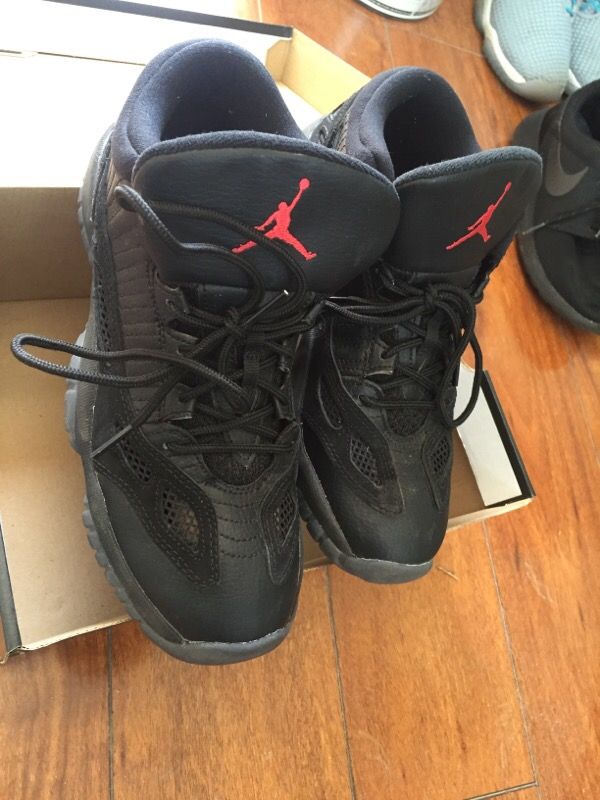 Air Jordan 11 retro mid