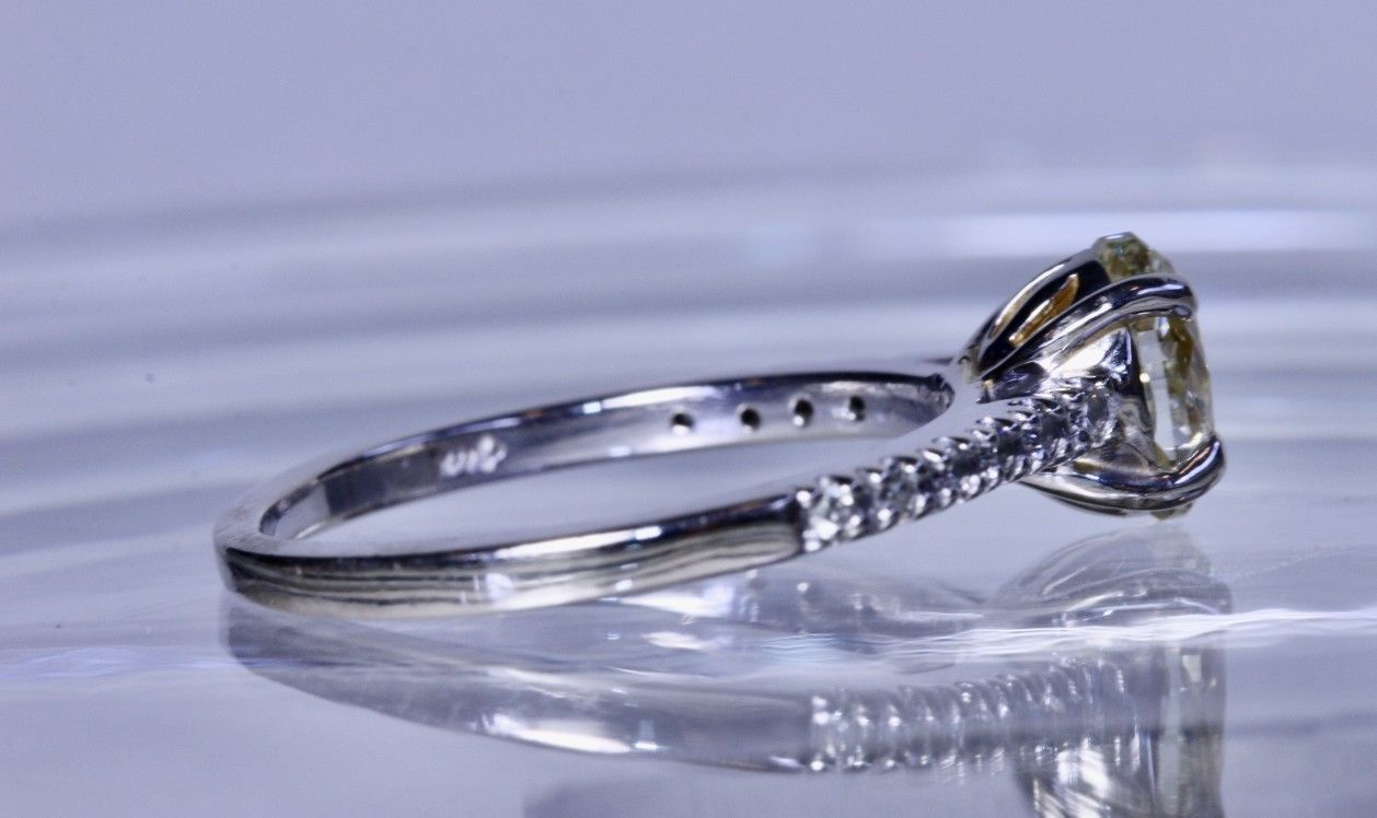 14K WG 1.02CT Natural FANCY INTENSE YELLOW Oval cut Diamond engagement ring Appraised $6400