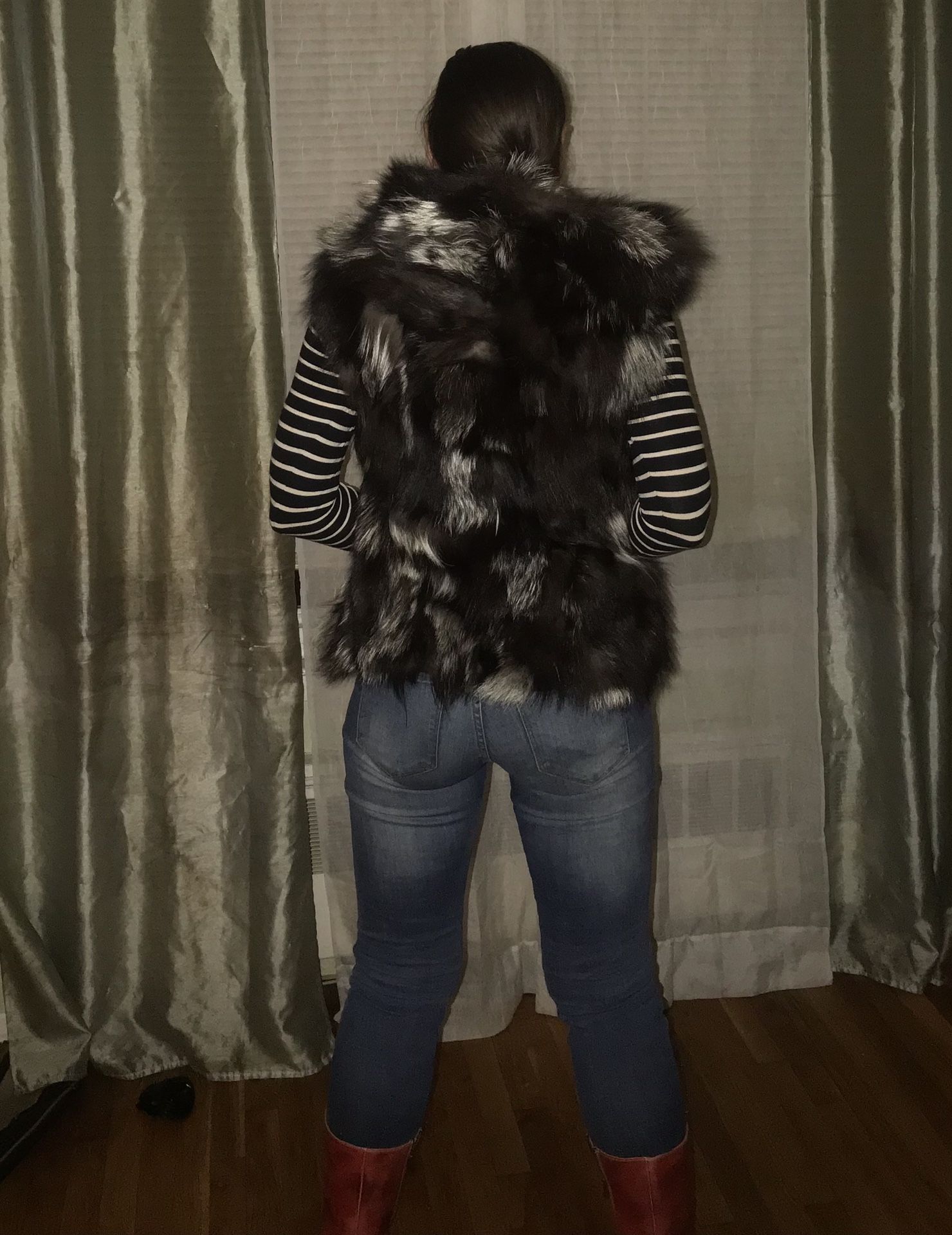 Winter Is Coming! $200 Obo Overland Fur Hoodie Vest Black/Silver Womans M