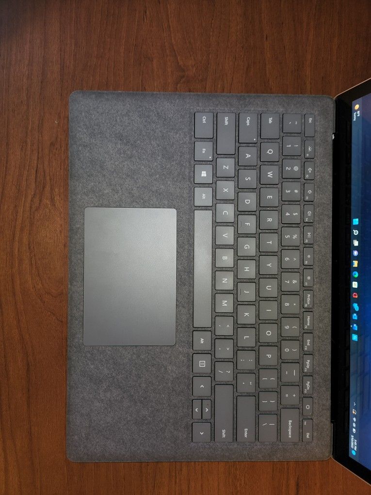 Microsoft surface 4 laptop
