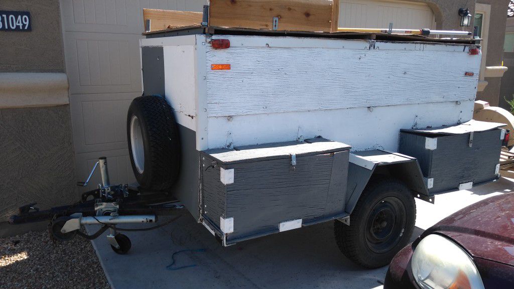 Enclosed 4x8 trailer with spare tire