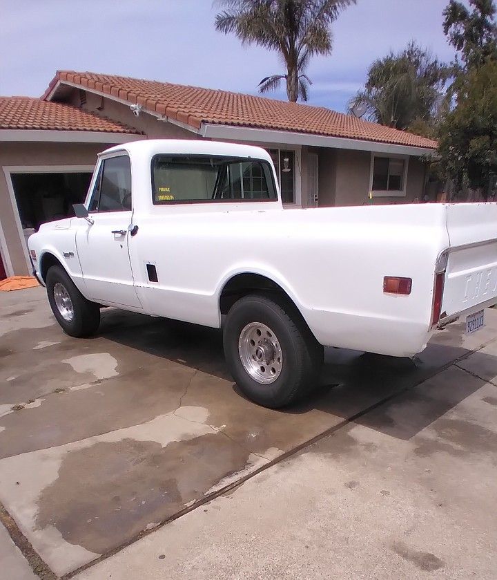 1972 Chevrolet Suburban
