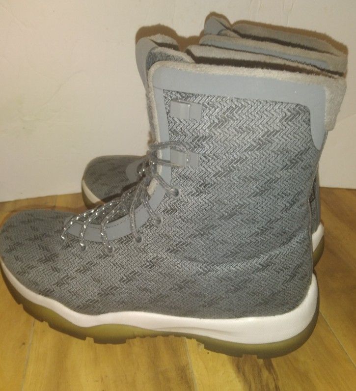 Jordan Future Boot Size 8.5
