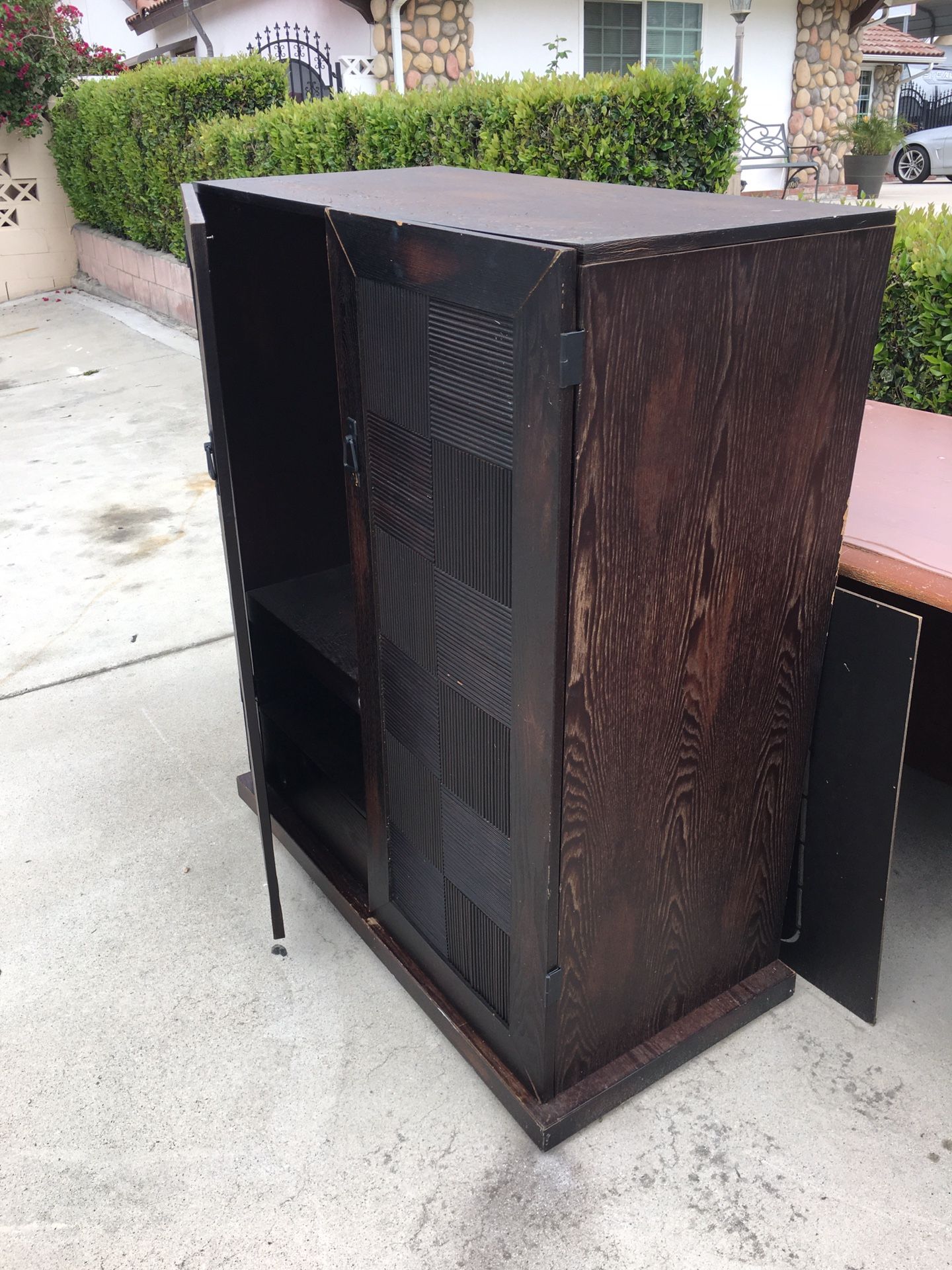 Free- The dresser is gone!!