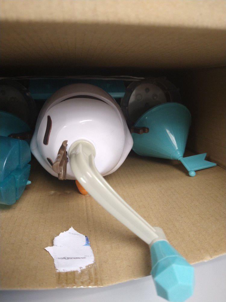 Disney Frozen 2 Slushy Treat Maker Activity Kit.

Great shape! Used once!