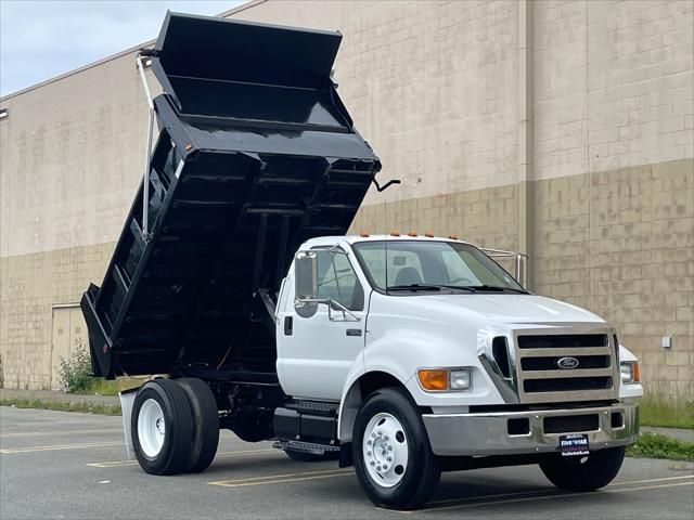 2005 Ford Super Duty F-650 Straight Frame