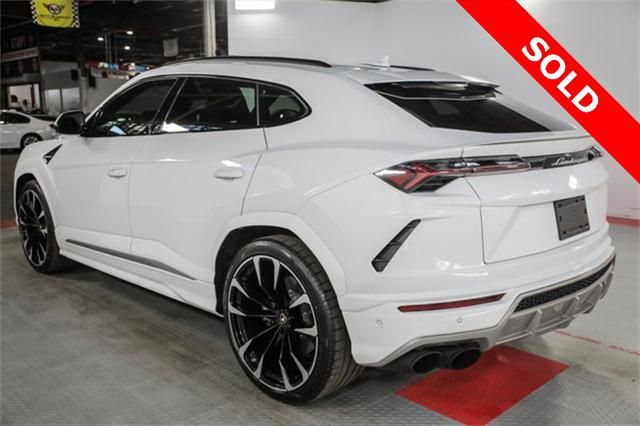 2020 Lamborghini Urus