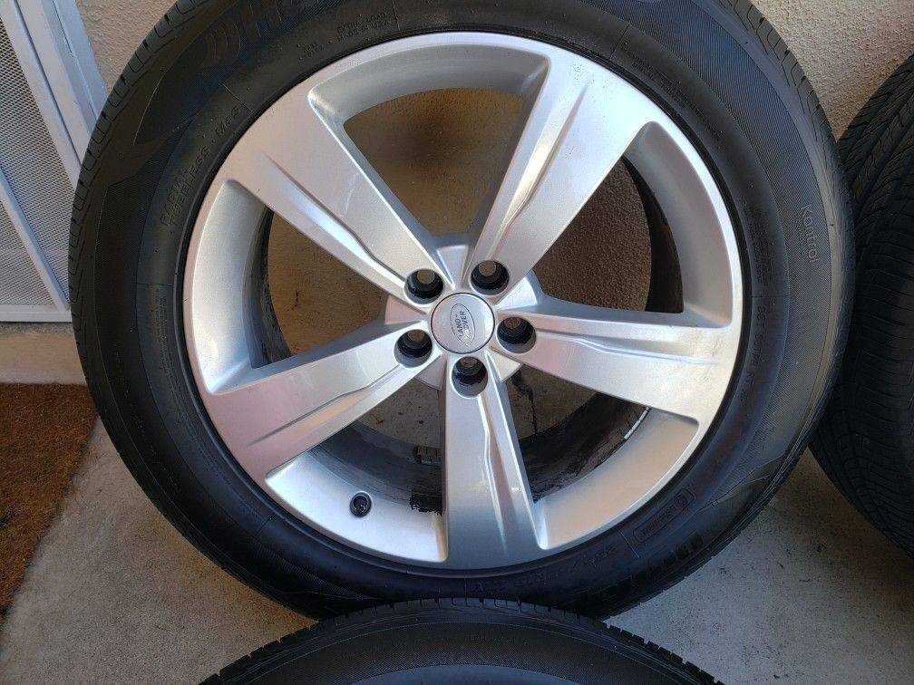 RANGE ROVER VELAR 19"INCH WHEELS WITH 255/55/19 HANKOOK DYNAPRO HP2 TIRES