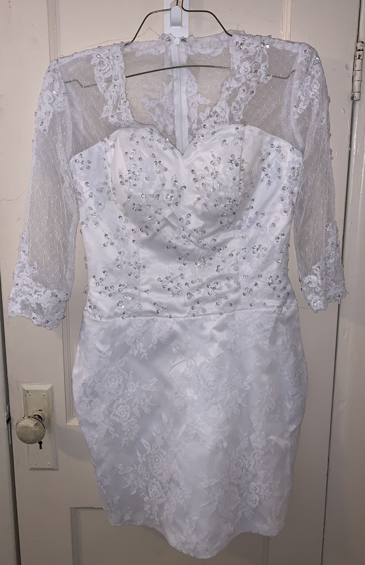 Wedding Dress Size 10 Never Worn
