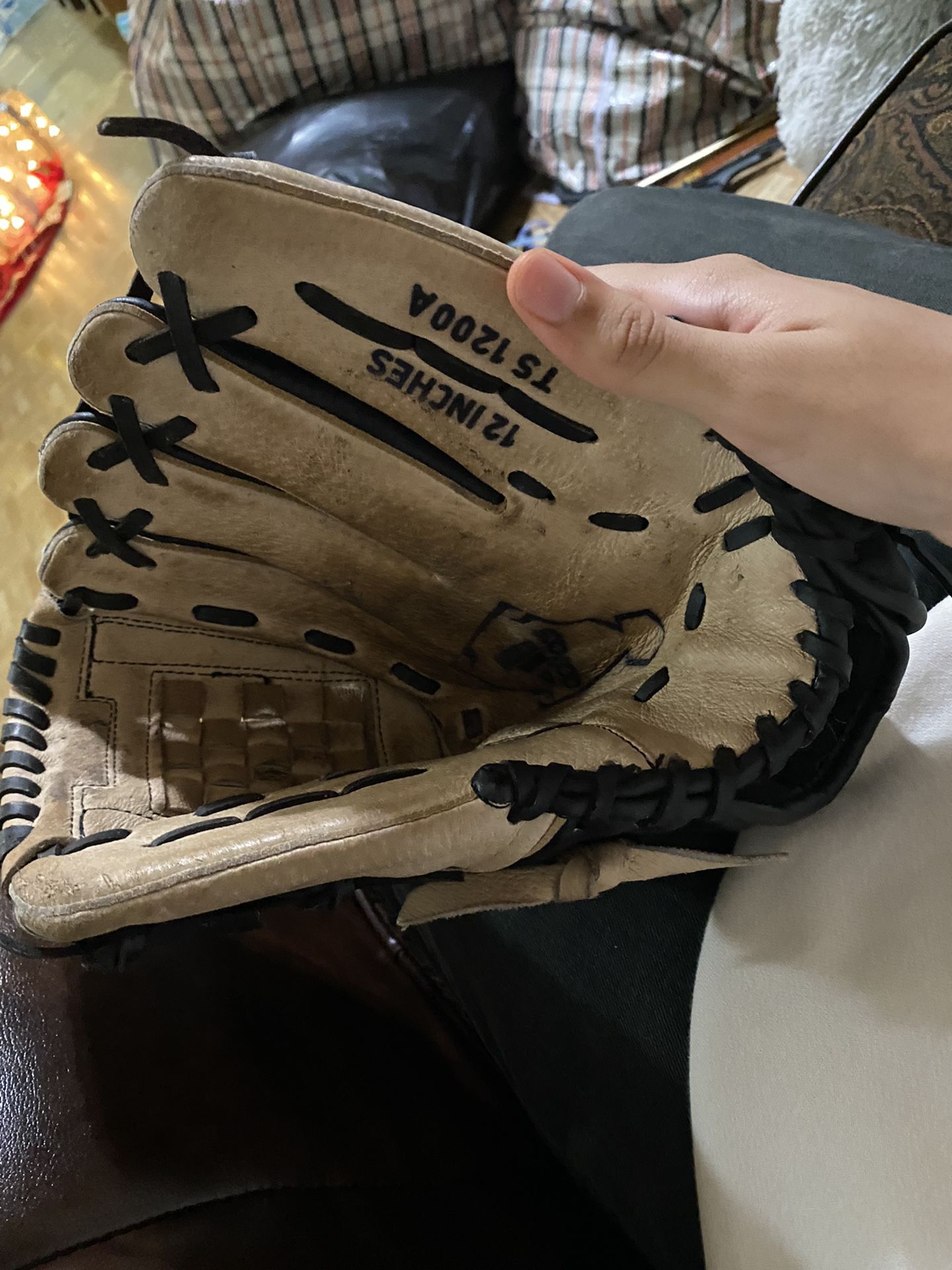 Baseball clove