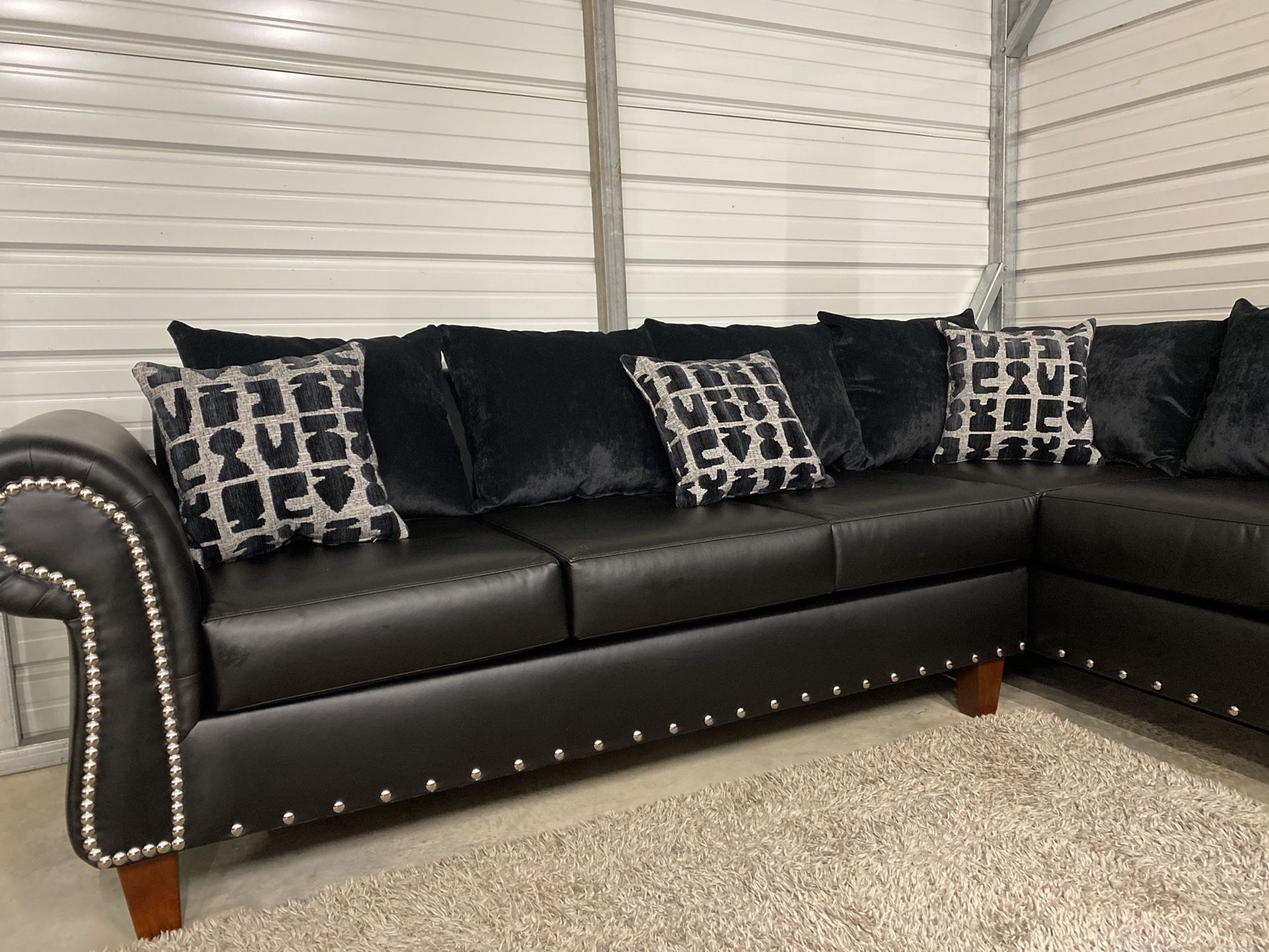 Sectional Sofas
