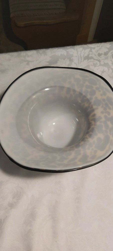 Unique 1980s Tortoise Art Glass Hat Bowl