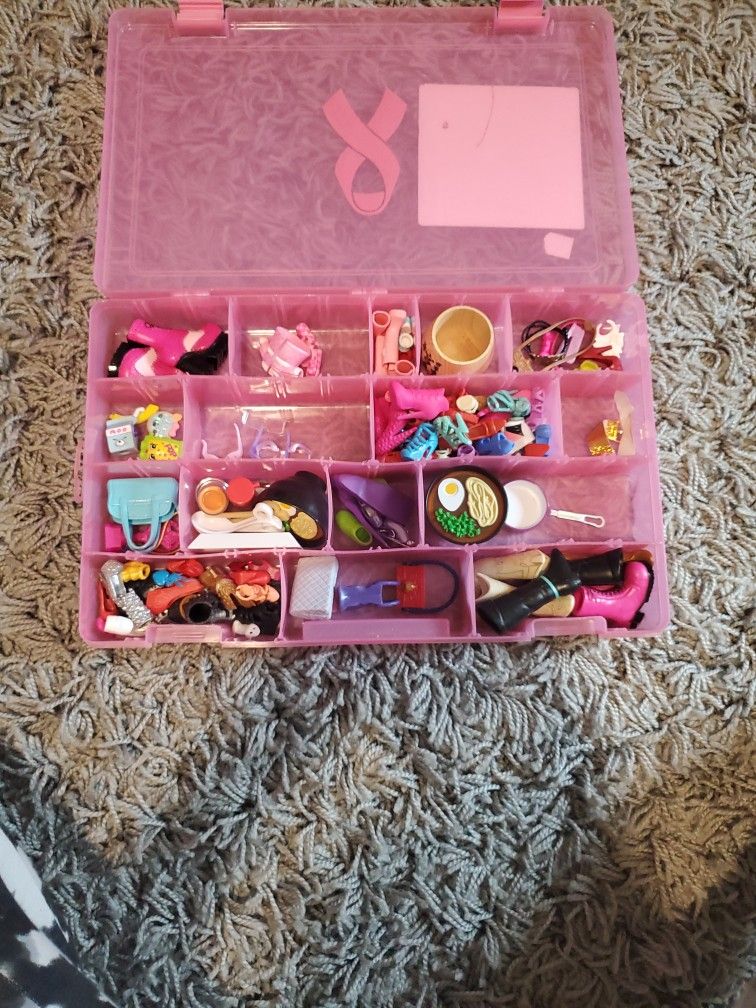 Doll Accessories.Barbies,Lol dolls.