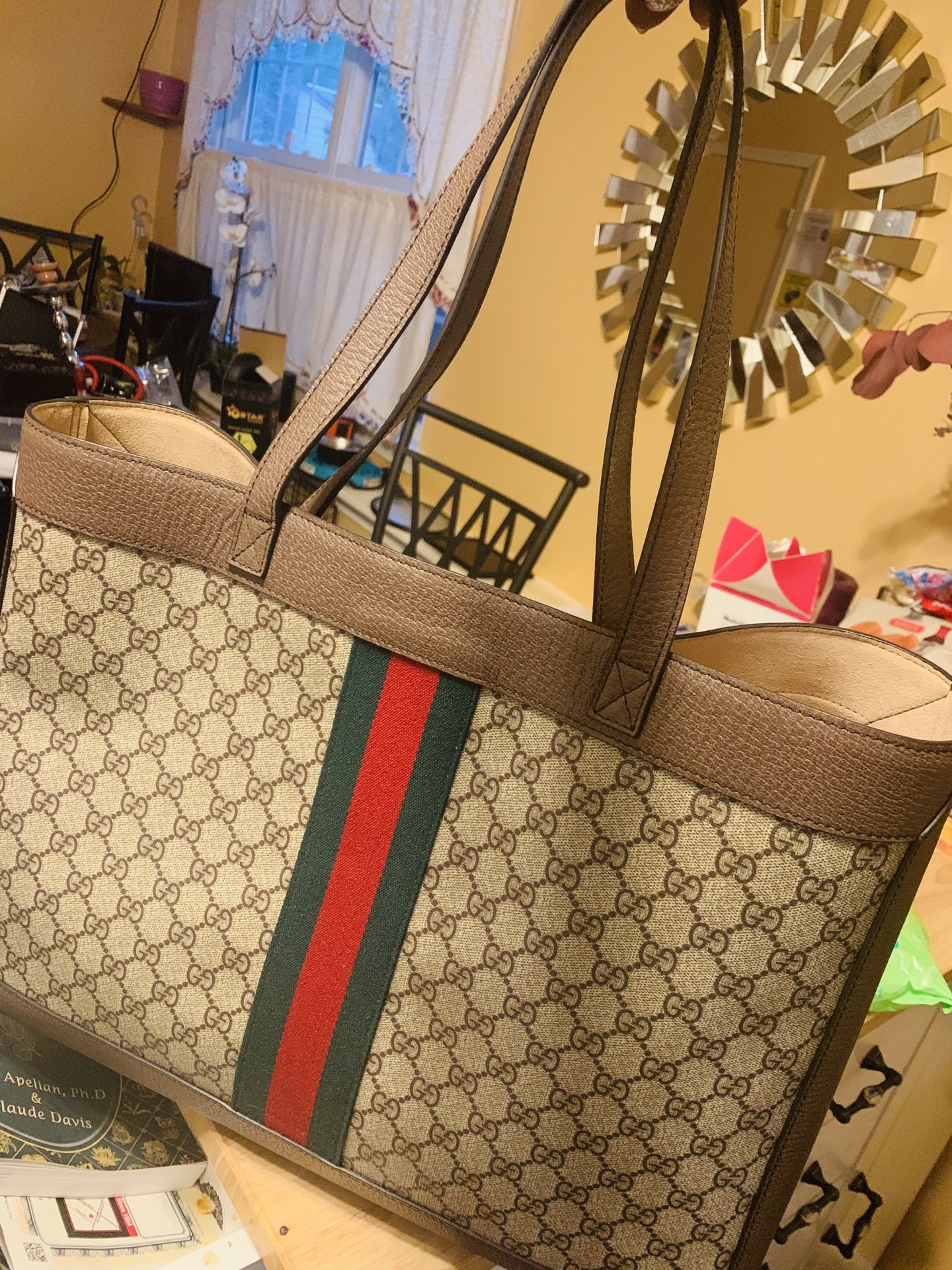 Gucci tote bag