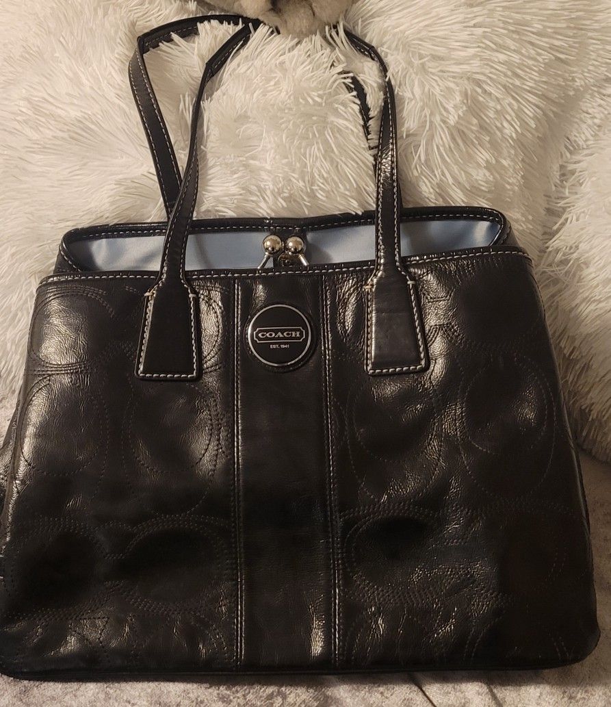 Coach Signature Black Patent Leather Kisslock Carryall Shoulder Bag