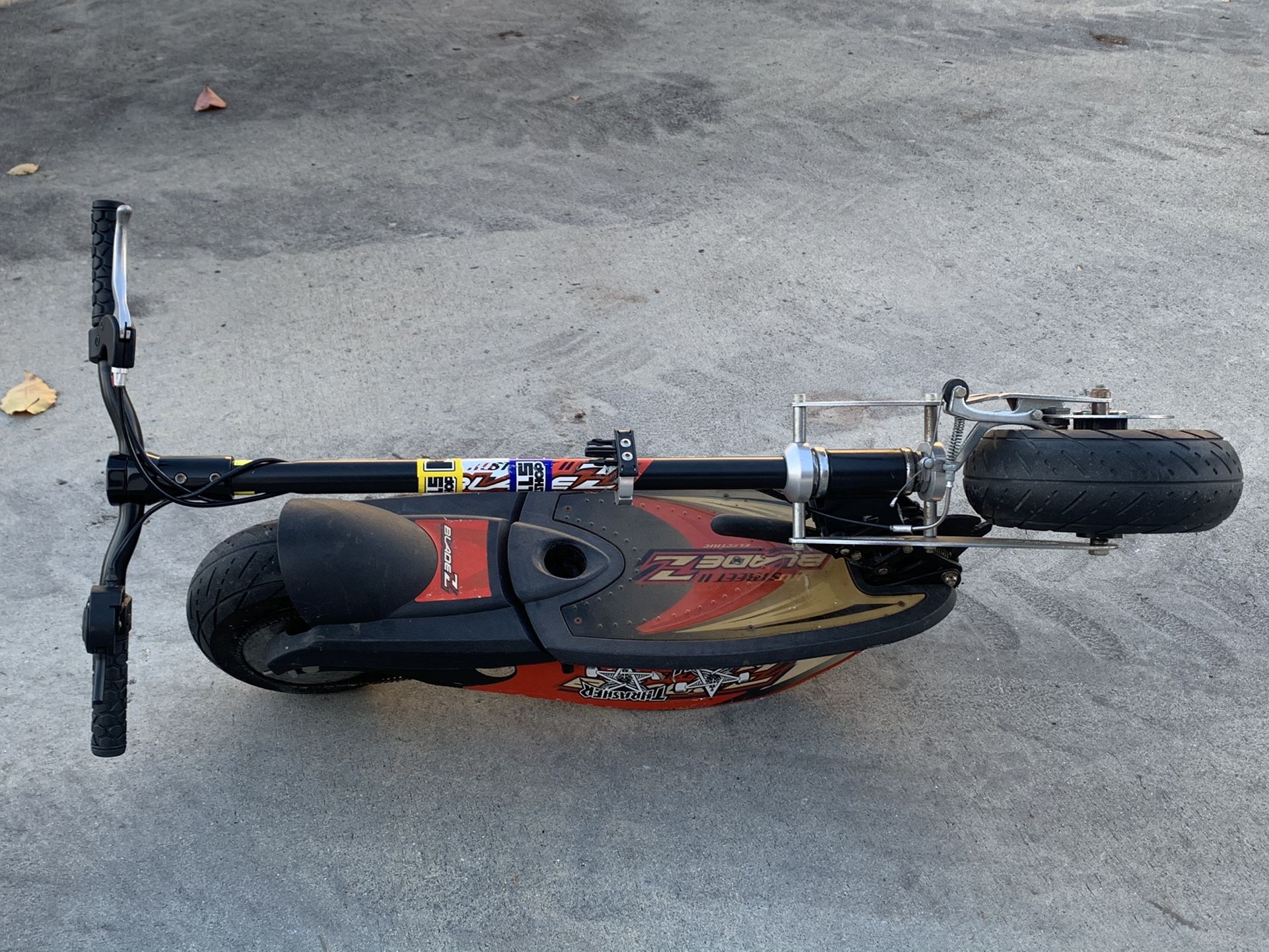 BladeZ XTR Street II 450 Watt Electric Scooter, brand new batteries