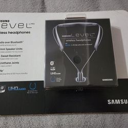 Samsung level u pro wireless headphones Thumbnail