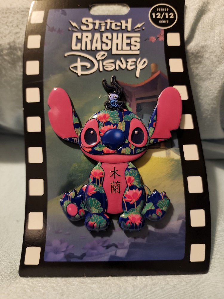 Disney Trading Pin Stitch Crashes Disney, Mulan