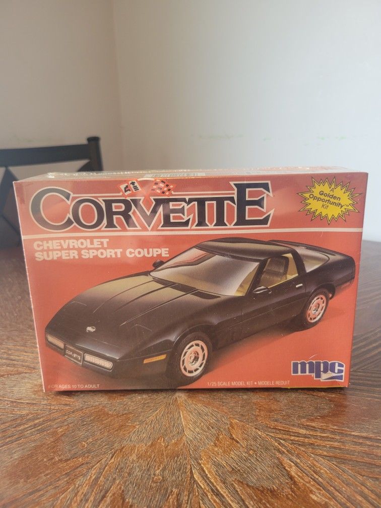 MPC #6364 Corvette Super Sport Coupe 1/25 Scale Model Kit New Sealed