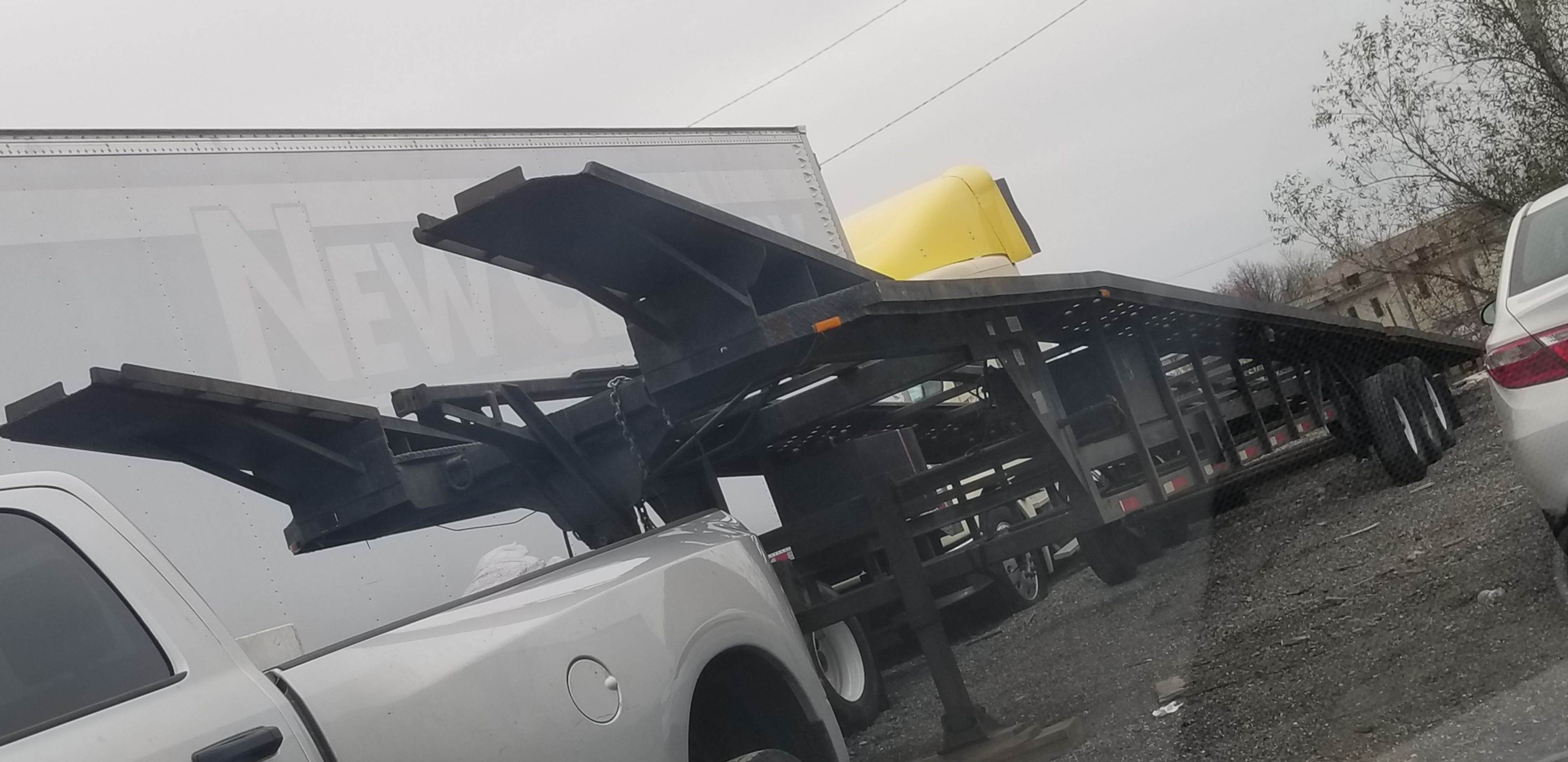 3 cars holder trailer