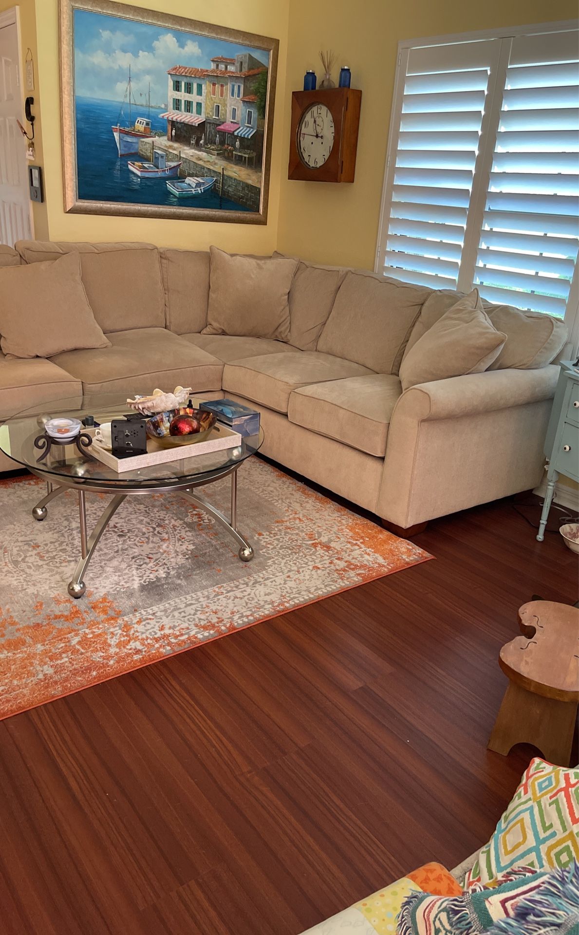 Haverty’s Norfolk Sectional Sofa Linen 3 Piece Used Excellent