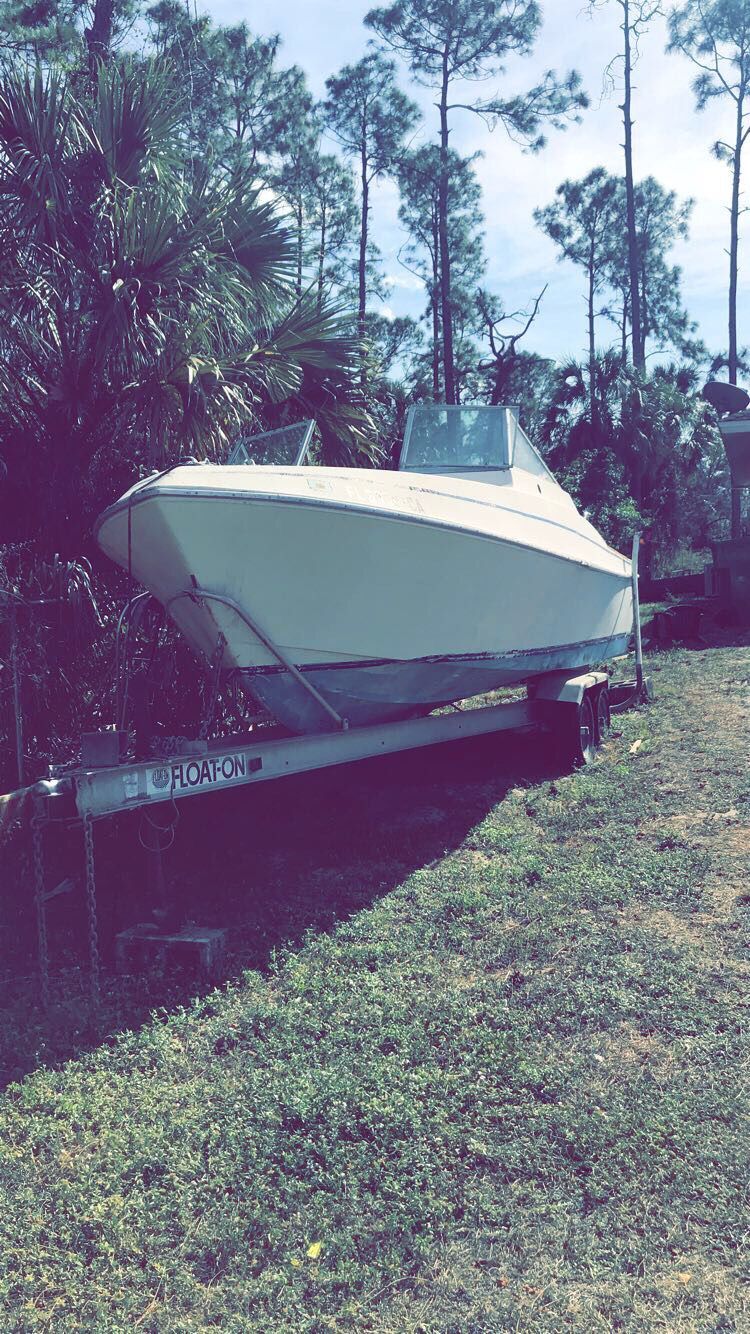 1976 Aqua Sport 23’ with Jhonson 225hp