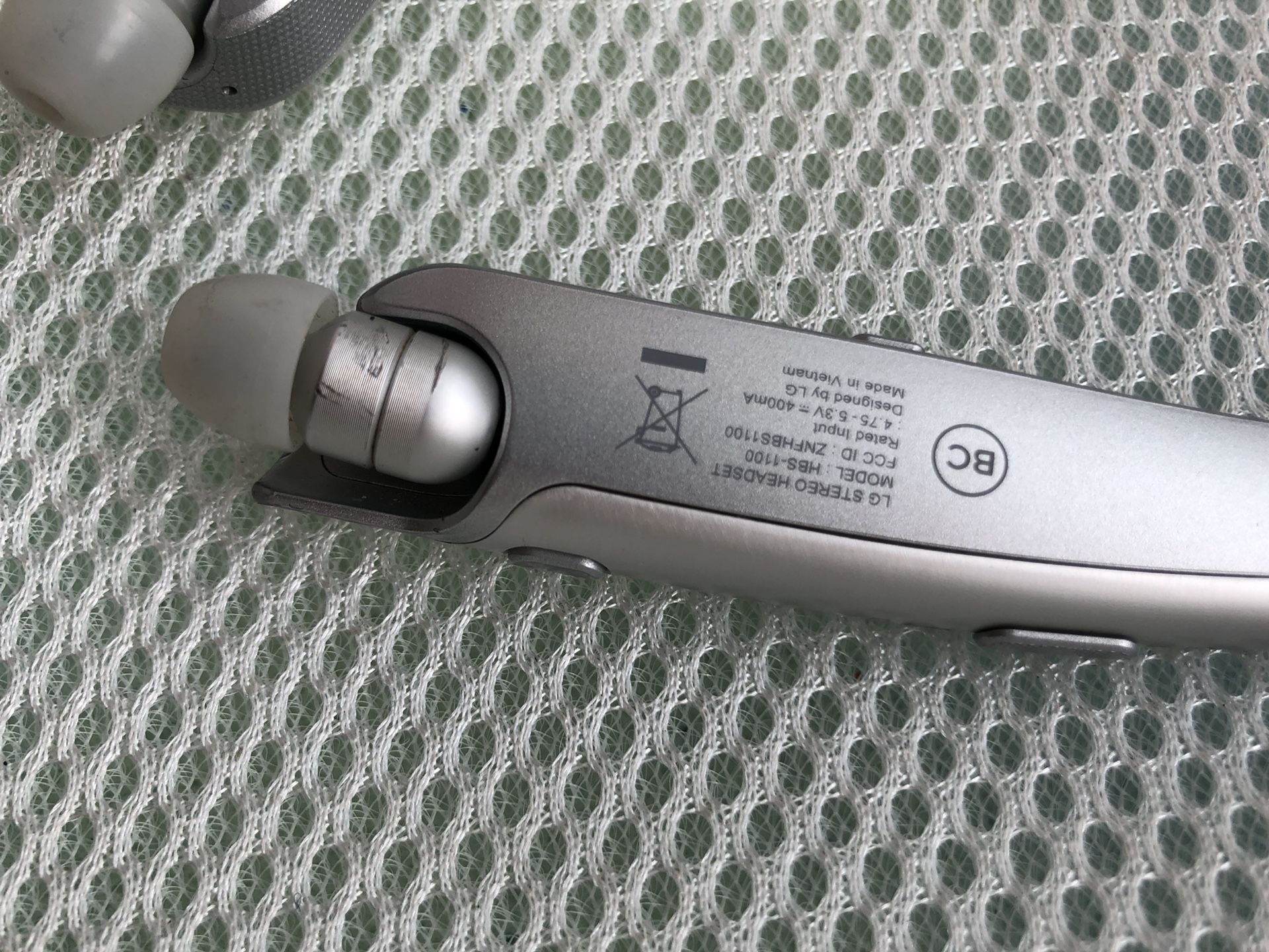Lg 1100 Bluetooth headset