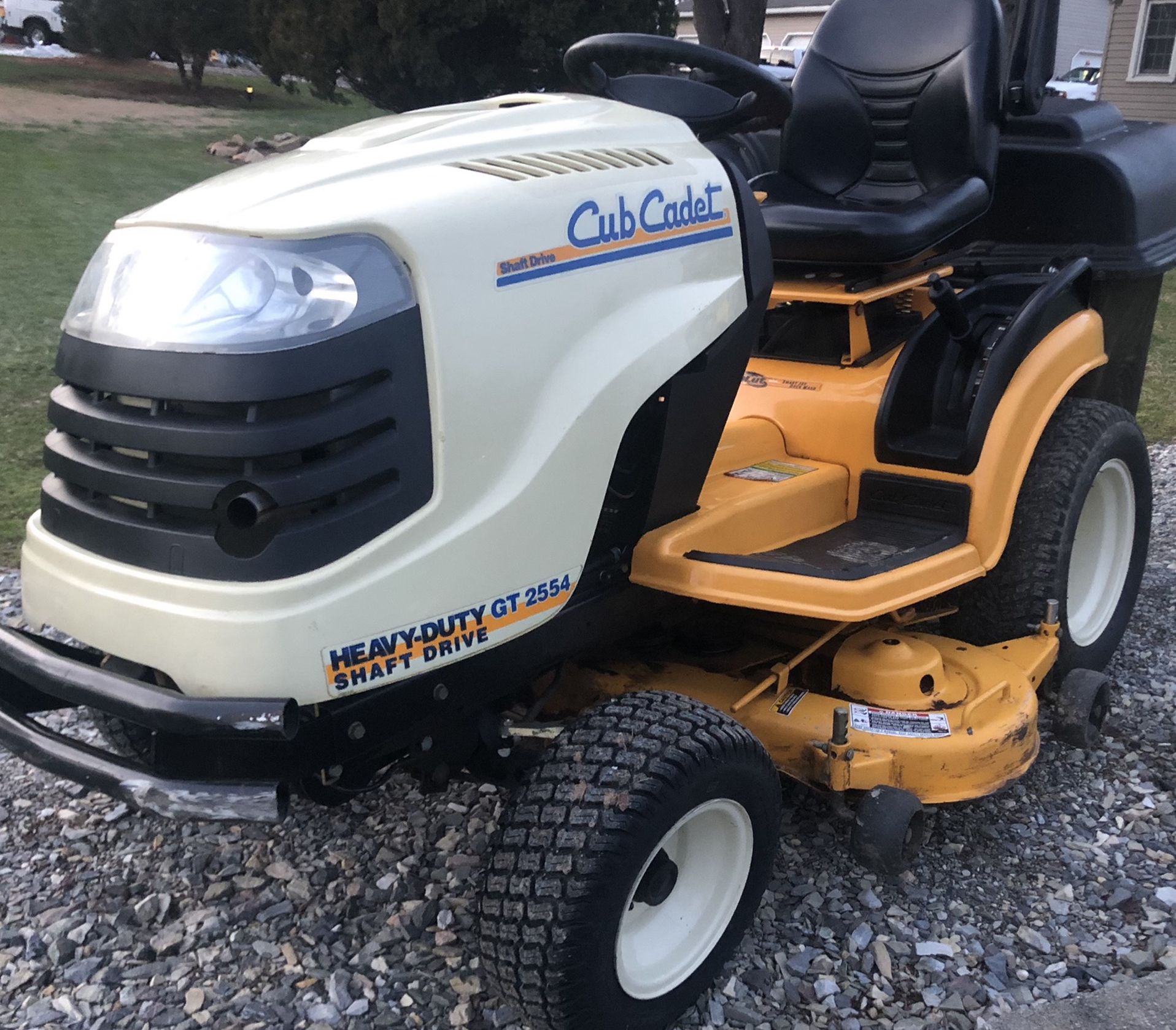 Cub Cadet Gt2554 Garden Tractor Mower With Bagger For Sale In