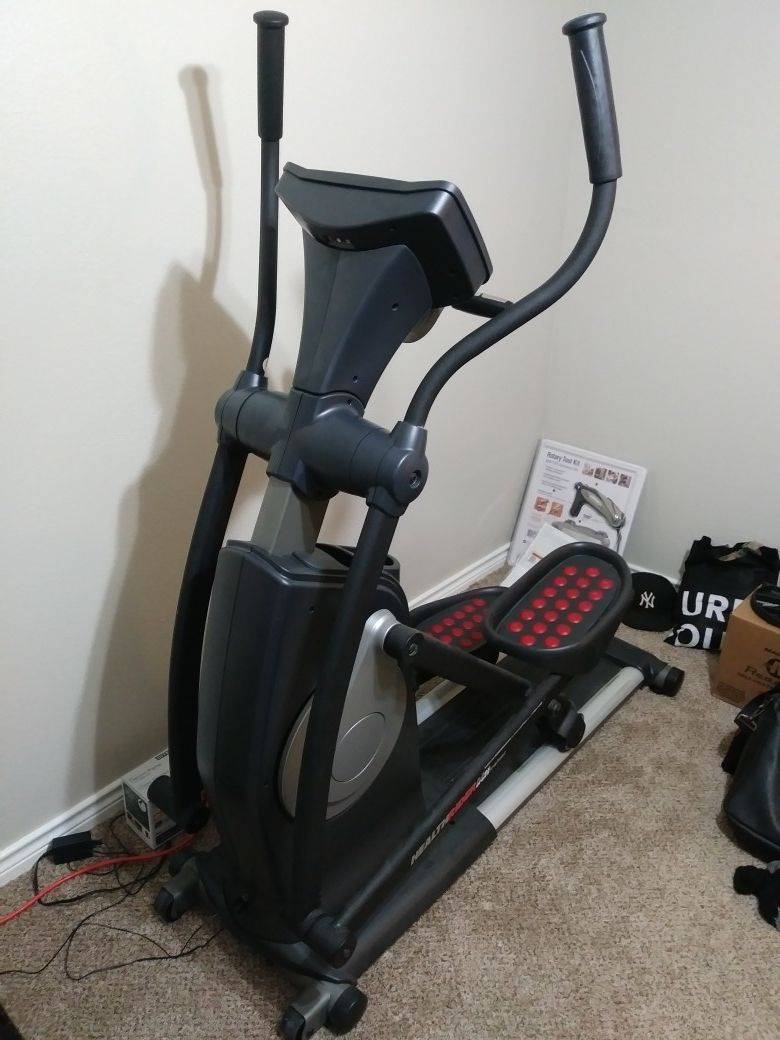 Healthrider 8.5 EX Elliptical Cross Trainer for Sale in Pasadena, TX ...