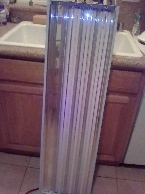 Grow Lights GRO1&Agro BriteT5214 Watts Paid $350 For Both