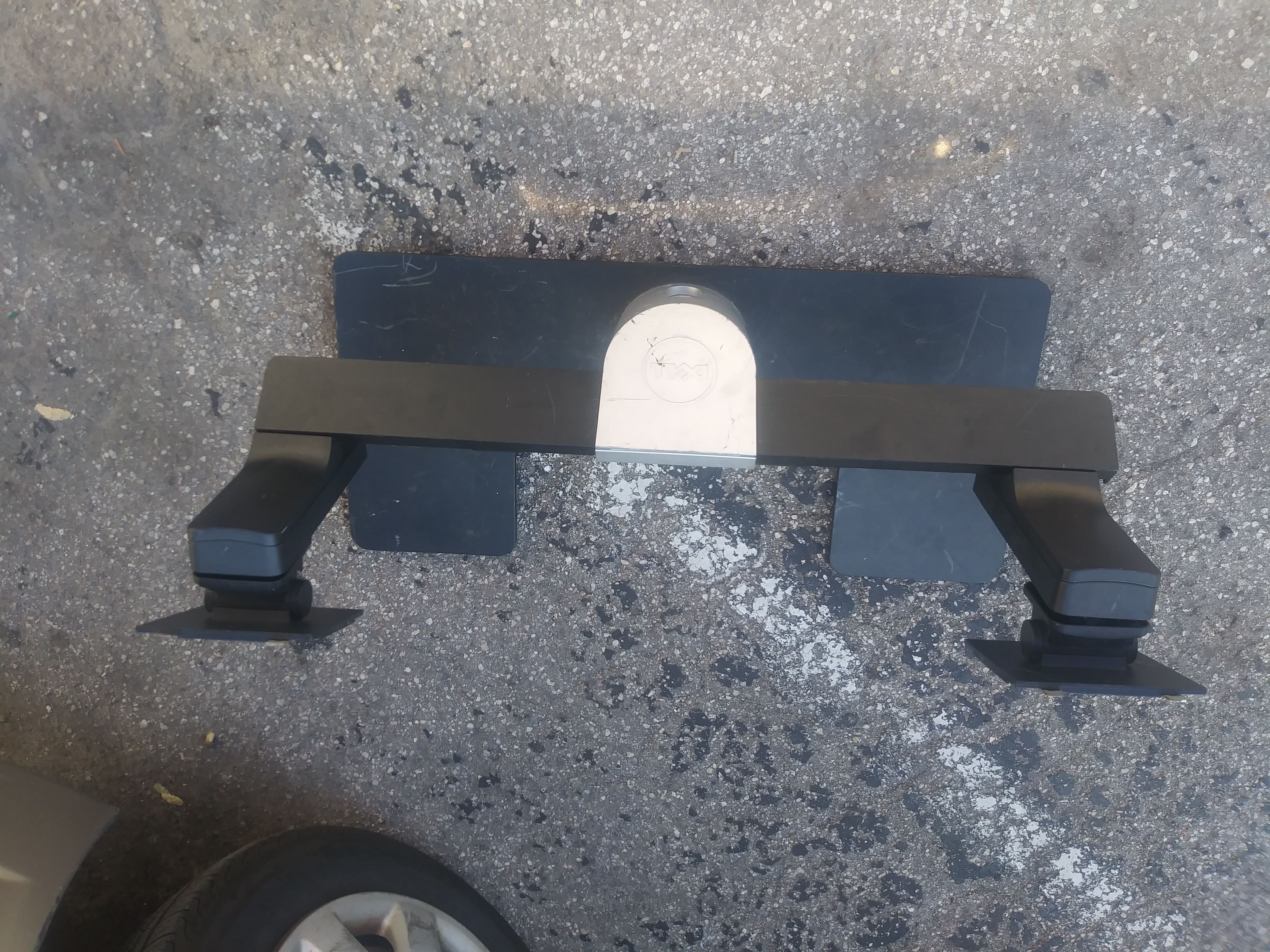 Dual dell monitor stand. MDS14A