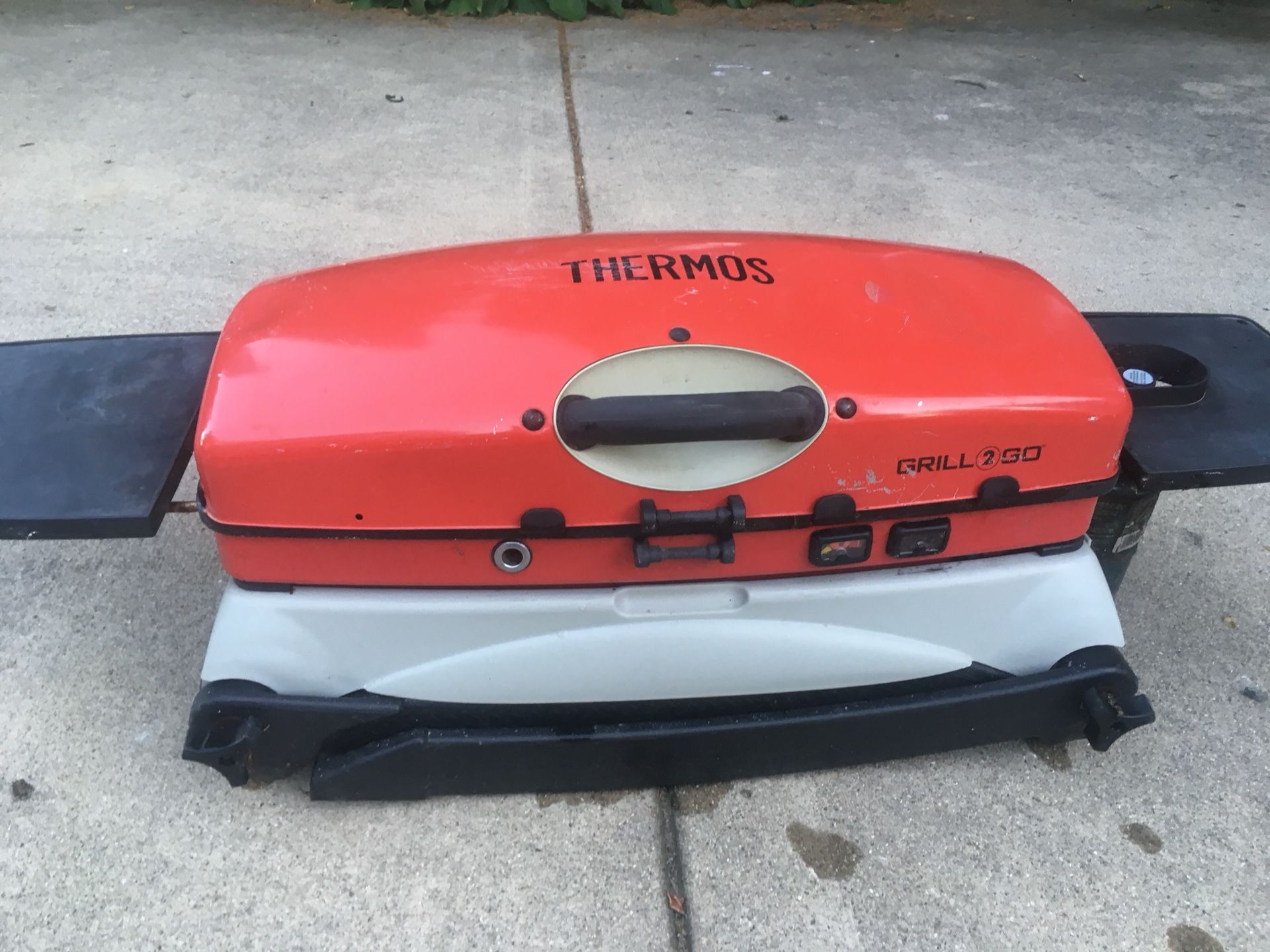 Thermos grill2go for Sale in Des Plaines, IL OfferUp