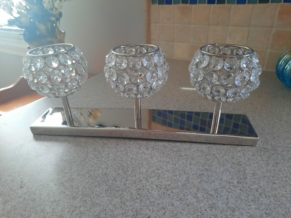 Crystal candle holder